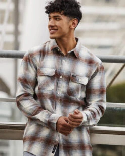 Aqua Style Shop 39 Rip Curl Count Flannel Shirt